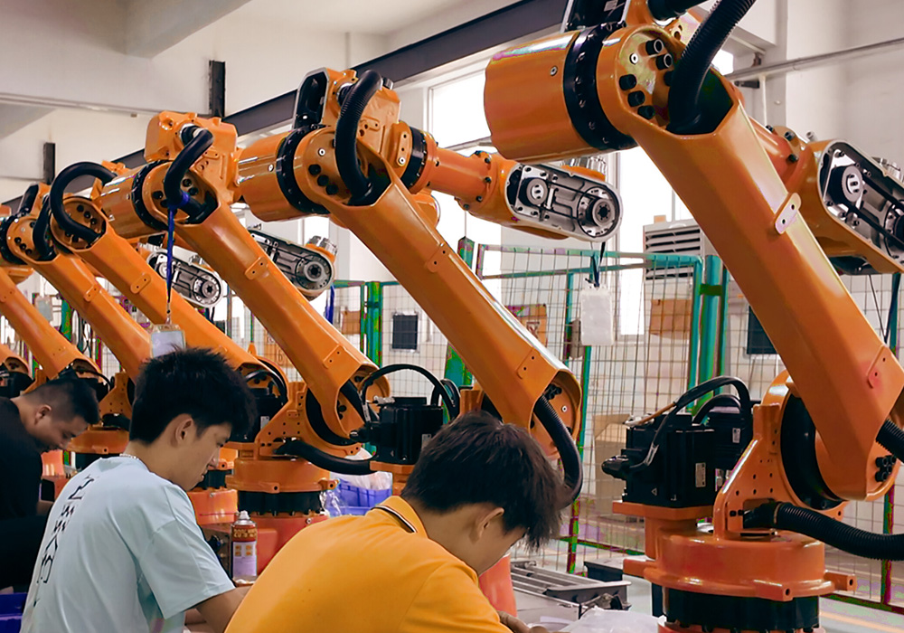 工业机器人厂家直供：机械臂全场景赋能，破解多区域制造业痛点