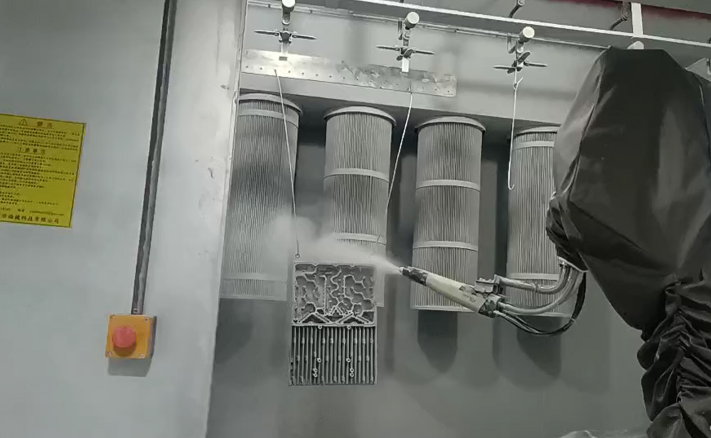 散热壳喷粉一体化解决方案